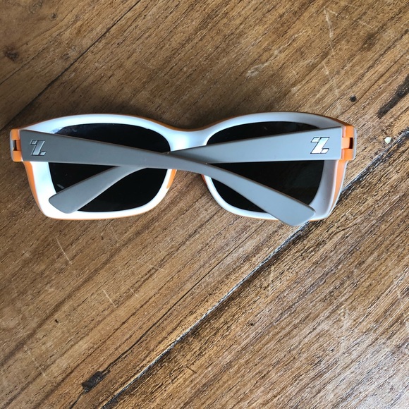 ZEAL (by Maui Jim) Polarized Women’s Sunglasses - Picture 7 of 8